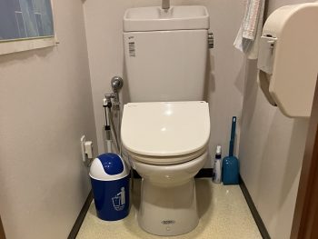 トイレ室　工事前後